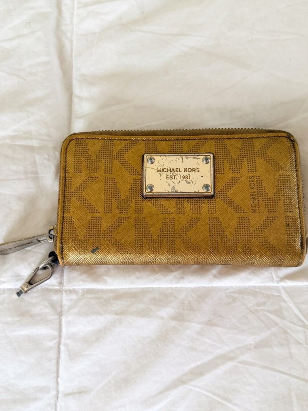 Michael Kors Gold MK Logo Zip Around Wallet Continental Clutch